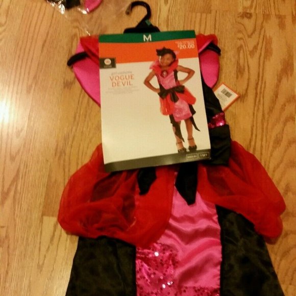 Vogue Devil Girls Halloween Costume    Size: Medium    Brand New - Picture 1 of 6